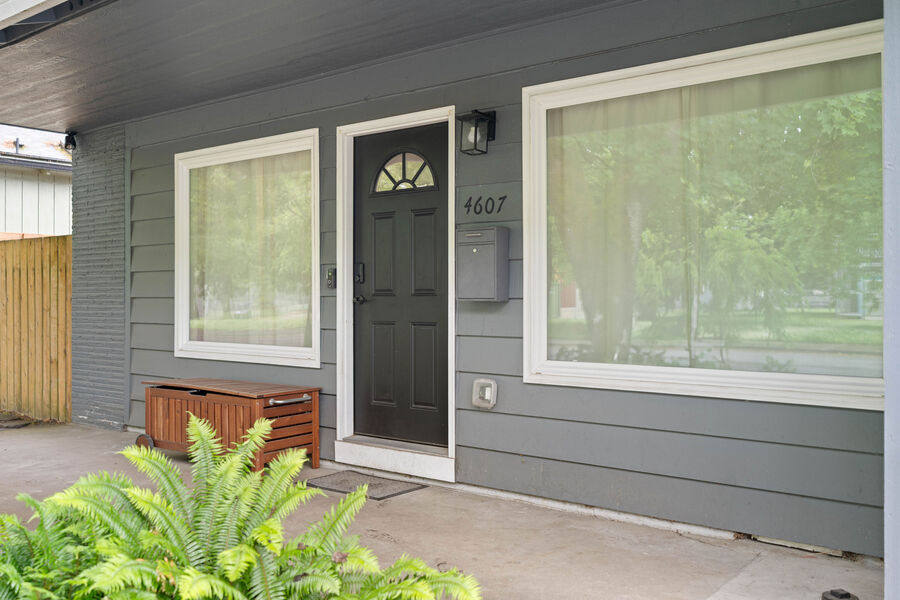 4607-se-88th-3.jpg